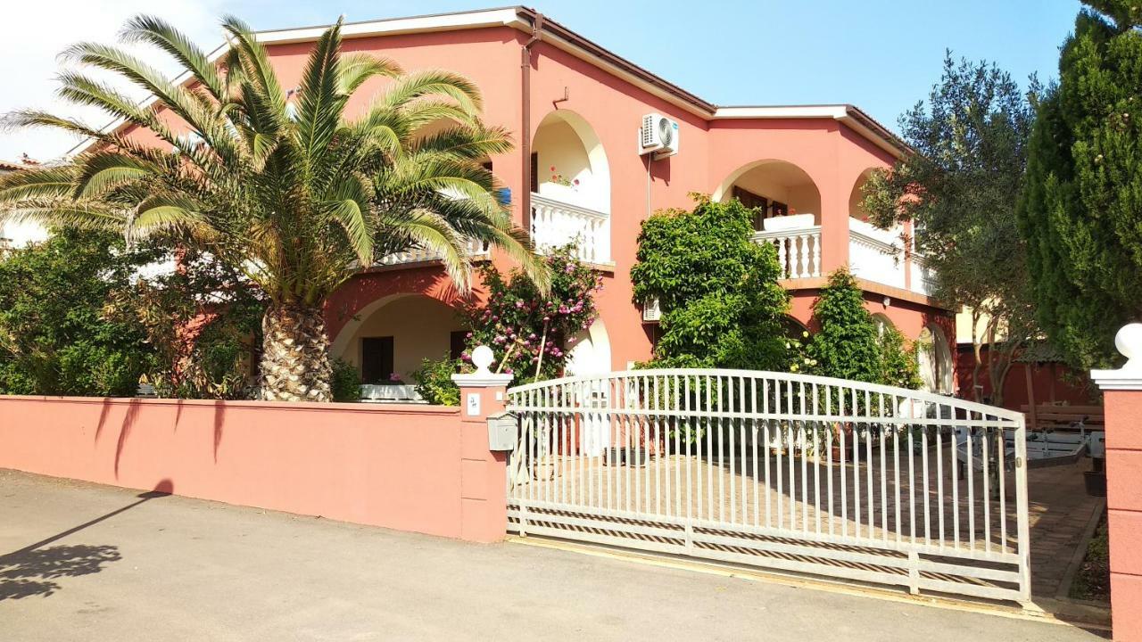 Villa Mare Apartments Vir Exteriör bild